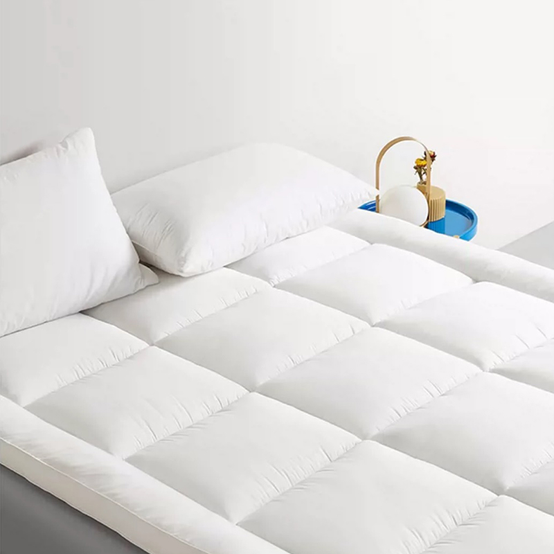 پنبه 233T پایین تر میکرو فیبر Microfiber Topper Hotel 1500GSM